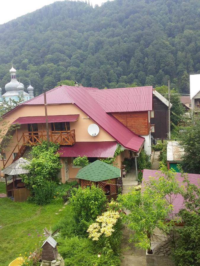 Садиба У Галина Та Йосипа Ust'-Chorna Exterior photo